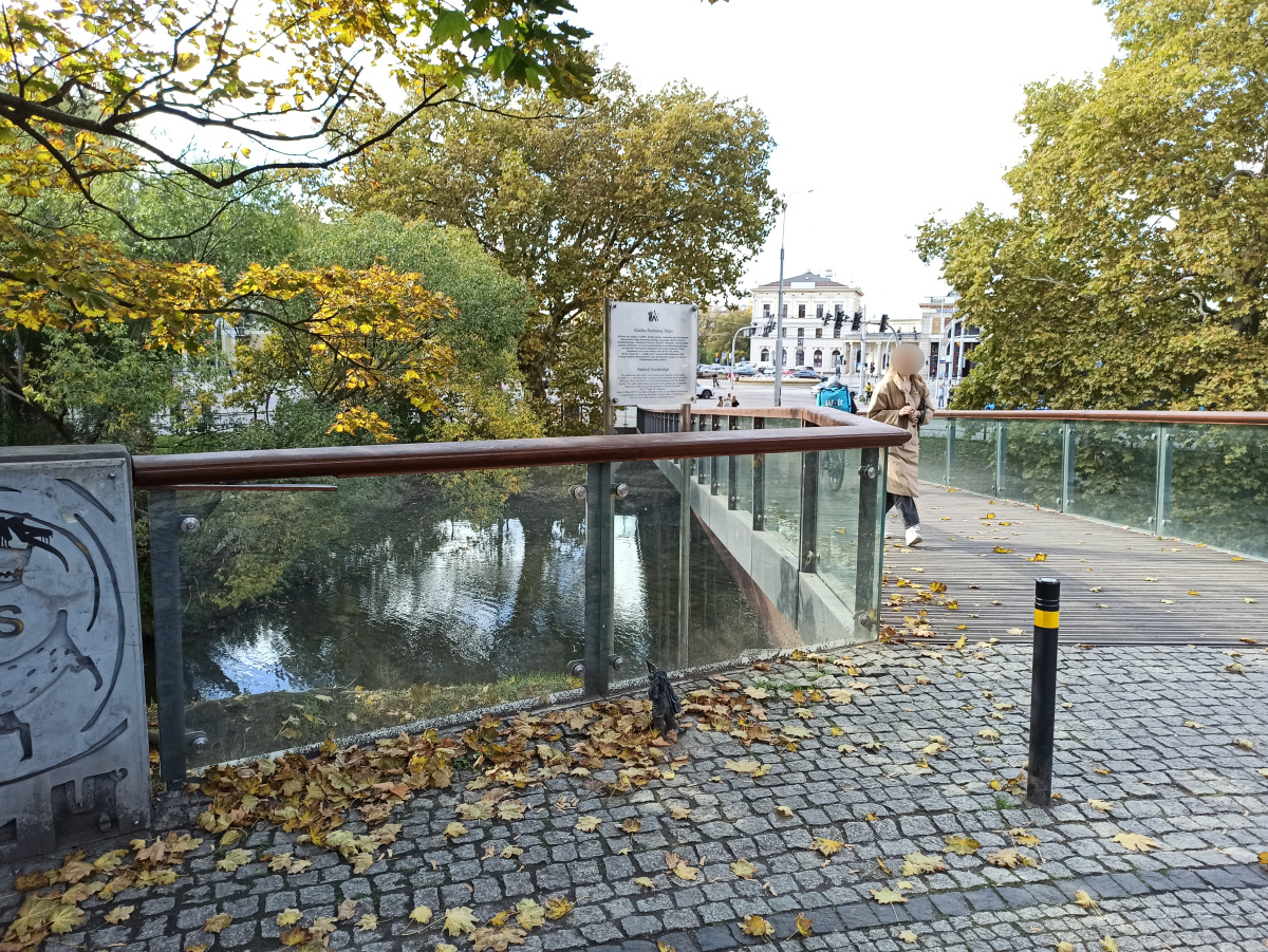 Foto vom Standort des Zwerges zwerg Trójkuć Wywiadek
