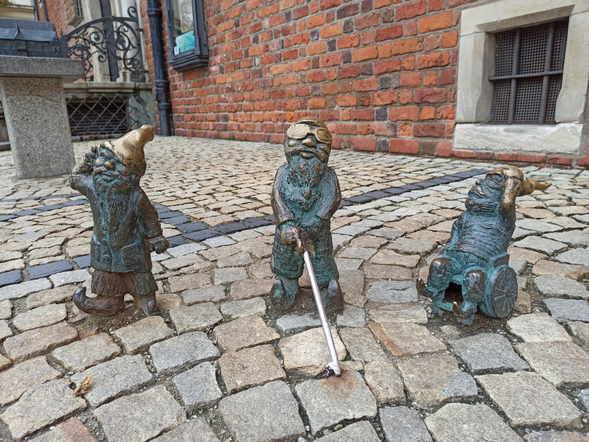 Foto zwerg Głuchak (Głuchoniemy)