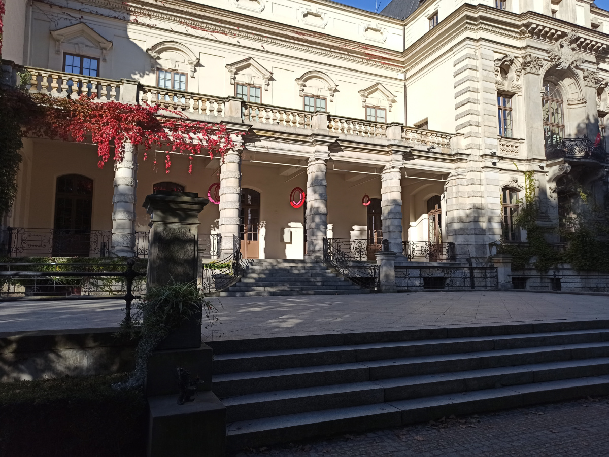 Foto vom Standort des Zwerges zwerg Festiwaliusz