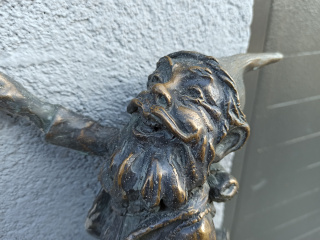 Foto eines Zwerges Hostelik