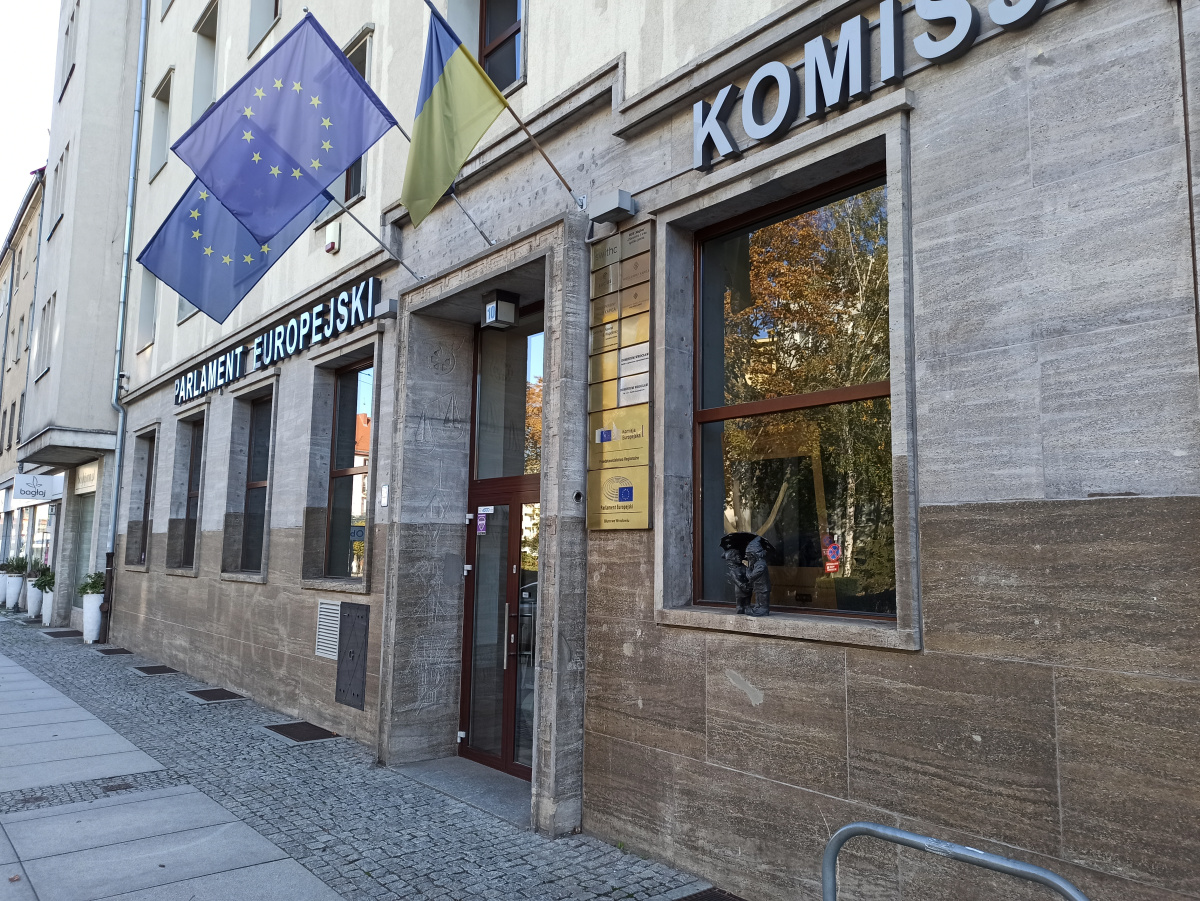 Foto vom Standort des Zwerges zwerge Komisia i Euruś
