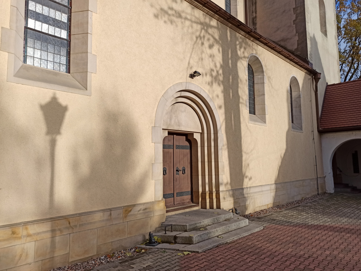 Photo of the dwarf's location of dwarf Kolejarz Brochowski