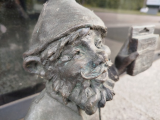Foto eines Zwerges Trzyemek II