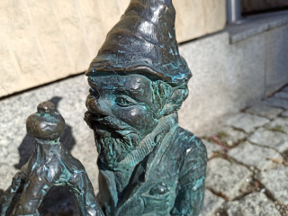 Foto eines Zwerges Bagażowy