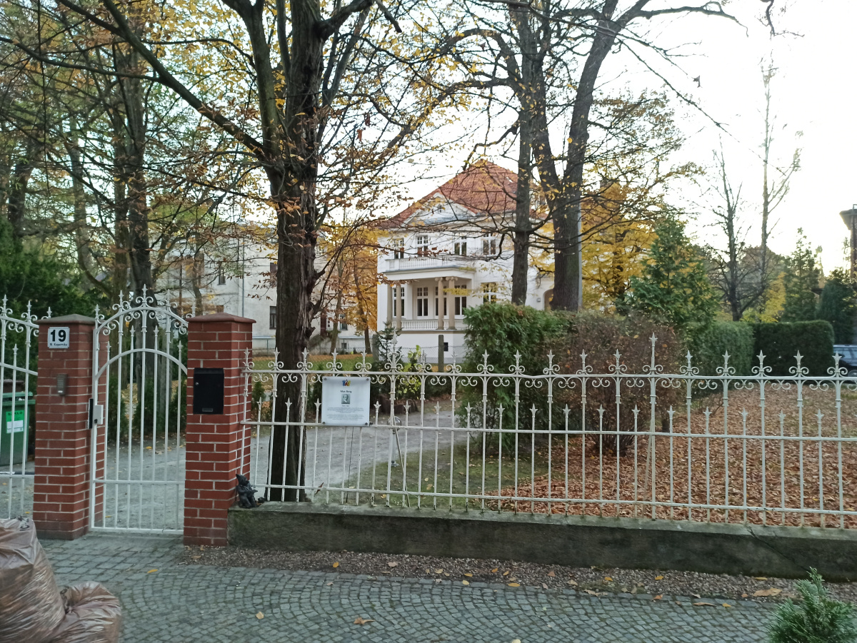 Foto vom Standort des Zwerges zwerg Archimax (Architekcik Max, Architekt Nieznanek)