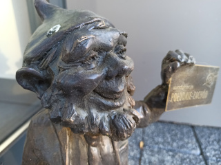 Foto eines Zwerges Windykatorek