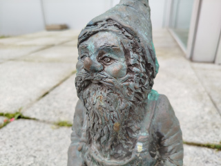 Foto eines Zwerges Posco