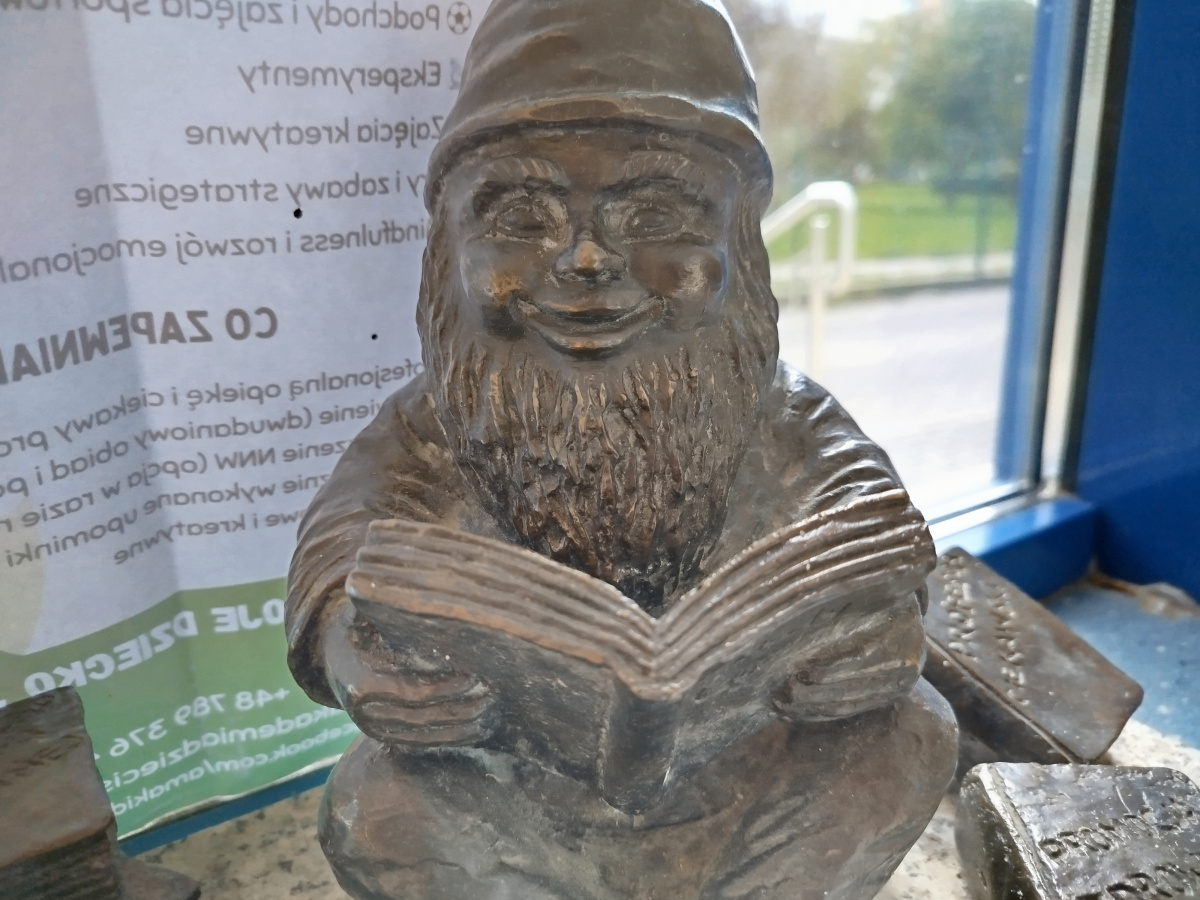 Photo of dwarf Czytuś close-up
