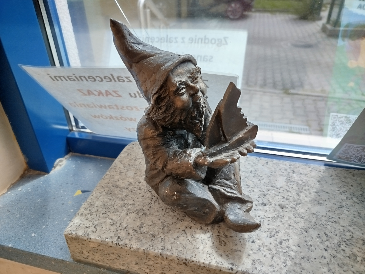 Photo of dwarf Krasnal z żaglówką II