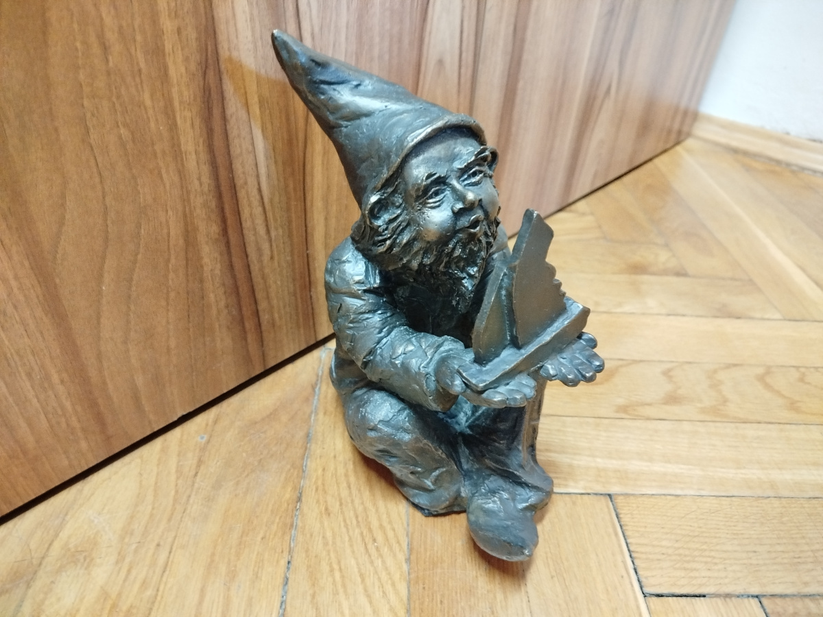 Photo of dwarf Krasnal z żaglówką I