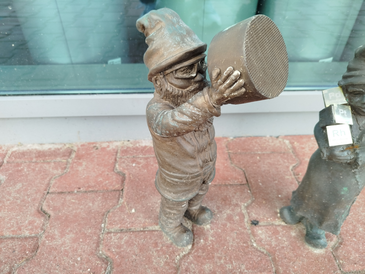 Photo of dwarf Kataludek