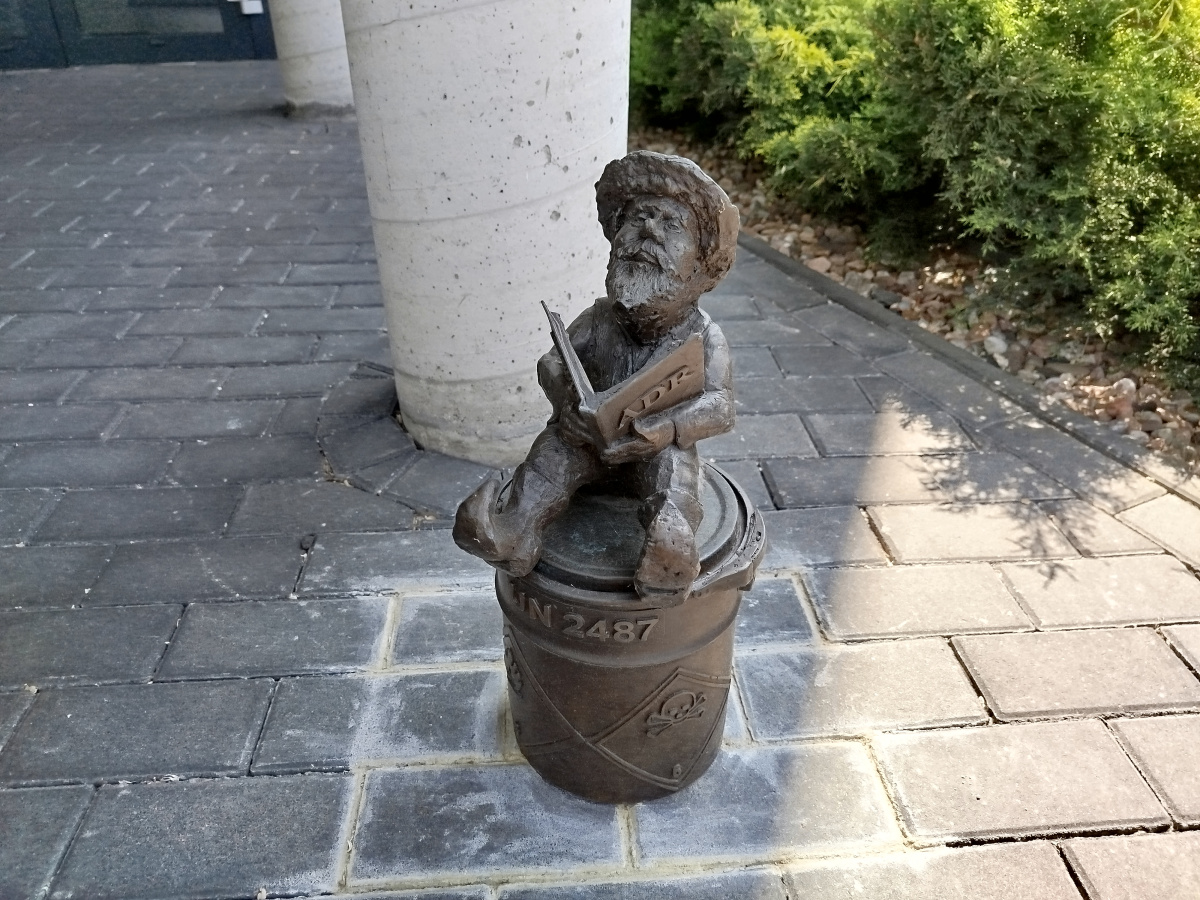 Foto zwerg Dinudisek