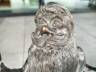 Photo of the dwarf 3M