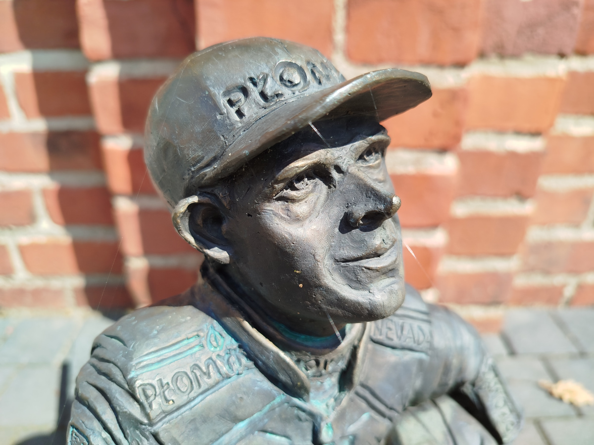 Foto zwerg Tomek Jędrzejak "Ogór" in Nahaufnahme