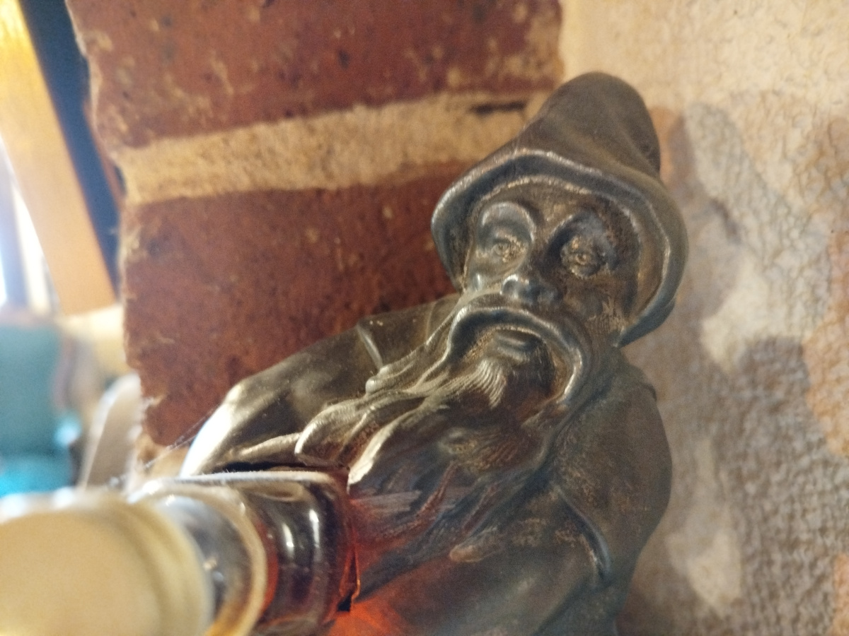 Zdjęcie krasnala Alkoholik w zbliżeniu