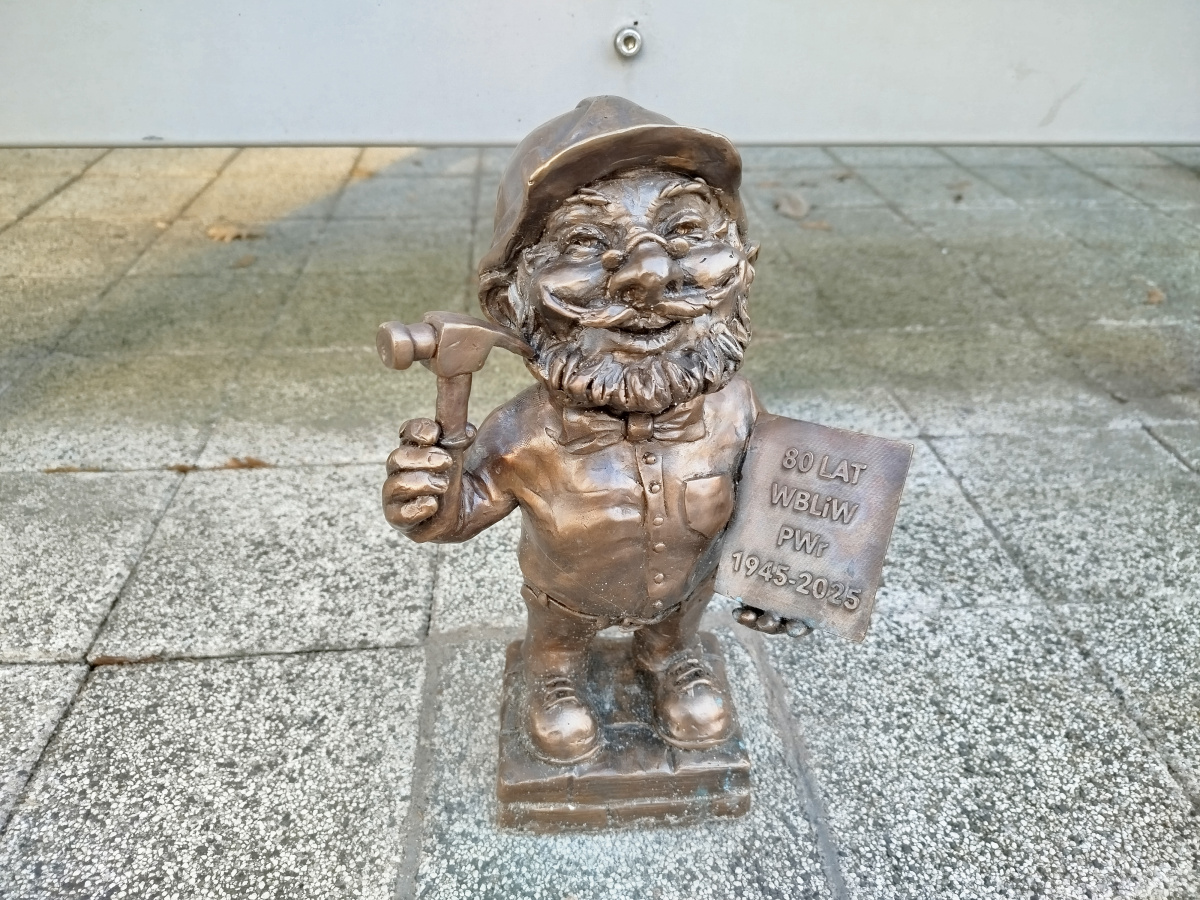 Zdjęcie krasnala Budowlaniec