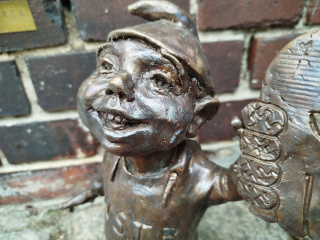 Foto eines Zwerges Spektrek