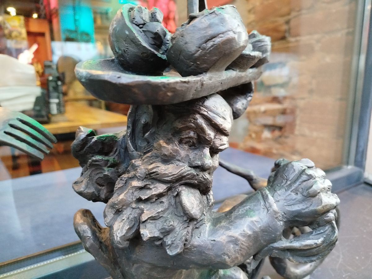 Zdjęcie krasnali Chopperek i Goniusia w zbliżeniu