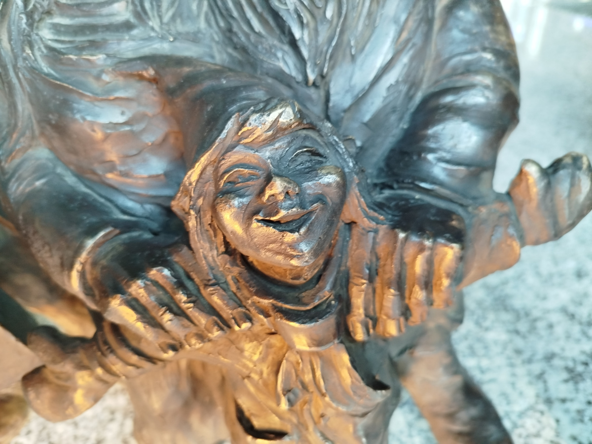 Zdjęcie krasnala Asystek Iskierka (Synek) w zbliżeniu