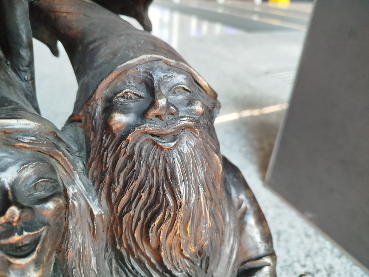 Zdjęcie krasnala Tradycjusz Zabezpiecznik (Dziadek) w zbliżeniu