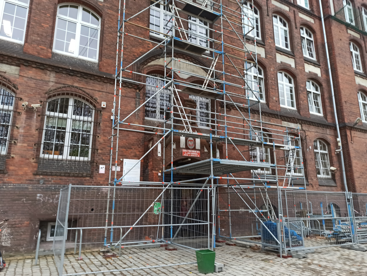 Foto vom Standort des Zwerges zwerg Dąbrek Pierwszy