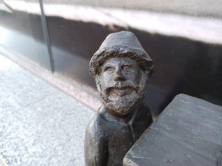 Foto eines Zwerges Deptuś i Pikapek