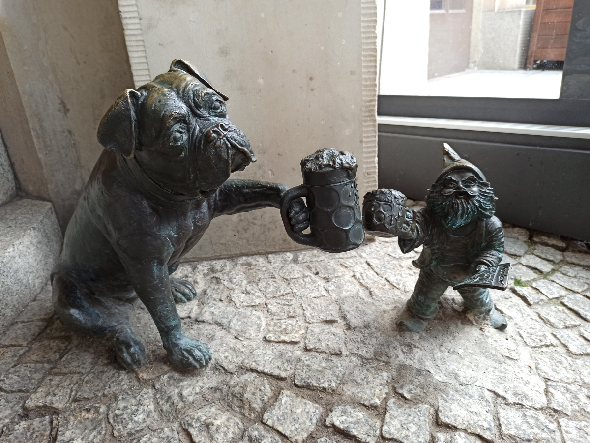 Foto zwerg Piwożłop z piesełem Piwoszem (Piwożłopek)